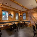 Aja 4* Zürich