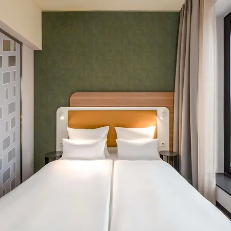 Отель Mercure