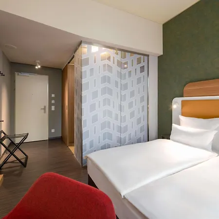 Отель Mercure 4*